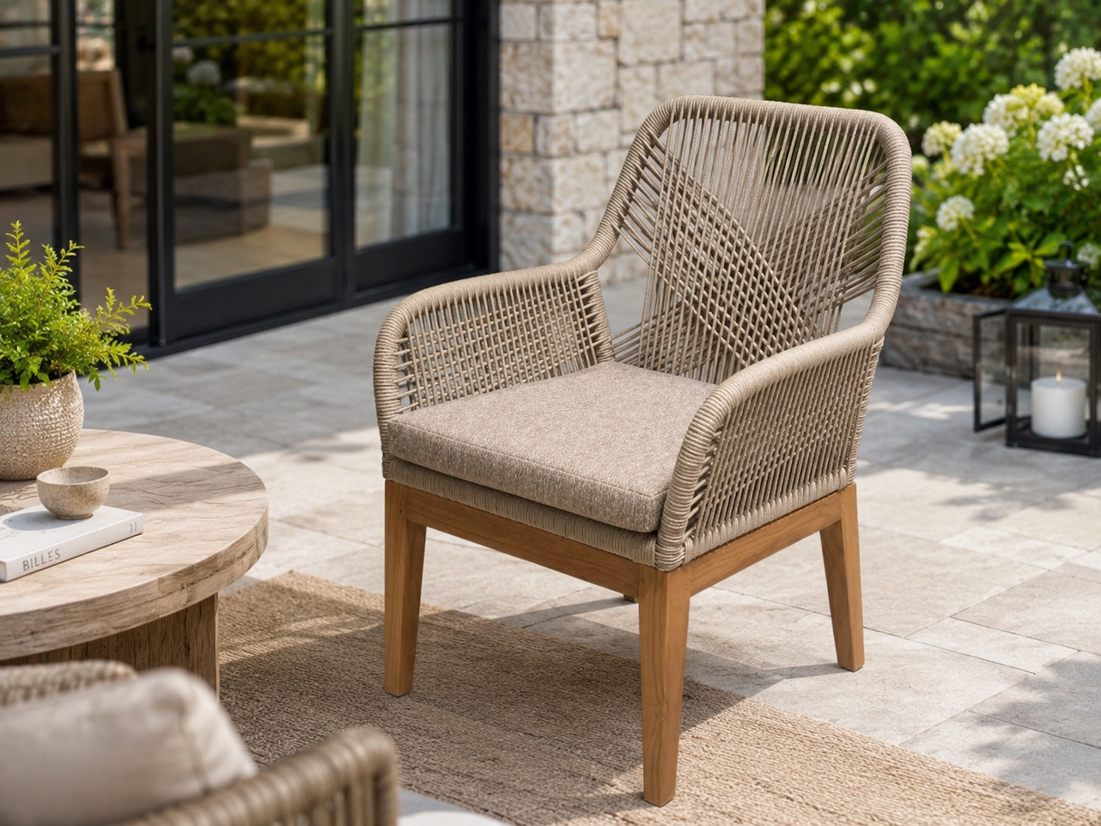 Chaise Siena par Atoll – Aluminium, cordage haut de gamme et teck d’Indonésie