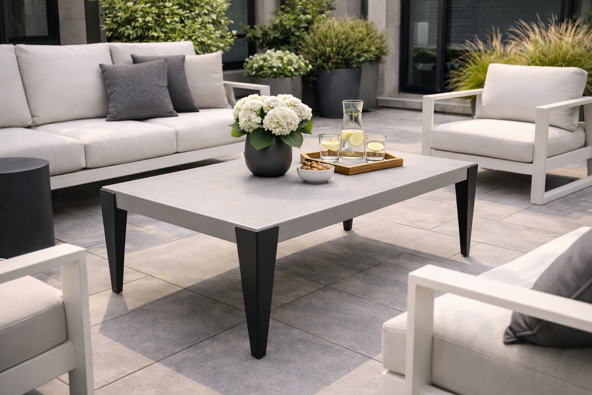 Table à café extérieure Ratana Genval en aluminium – Modèle démonstrateur en liquidation