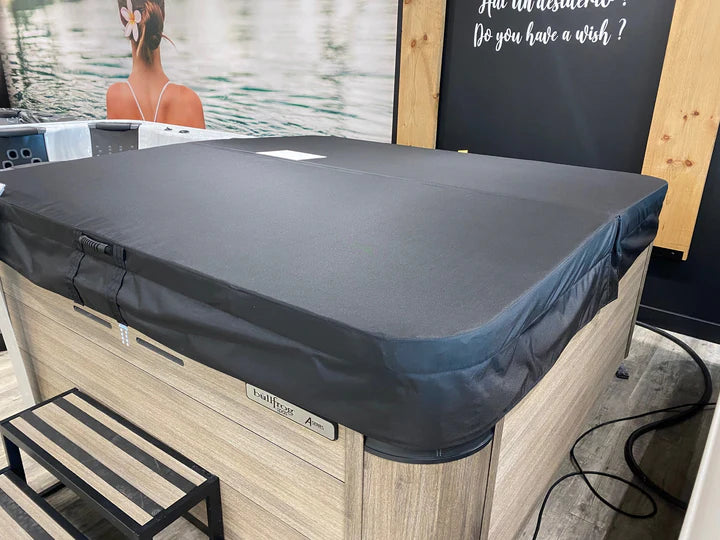 Couvercle de Spa BullFrog 80" x 88" Bifold – Compatible A6, R6 (2013 à 2022)