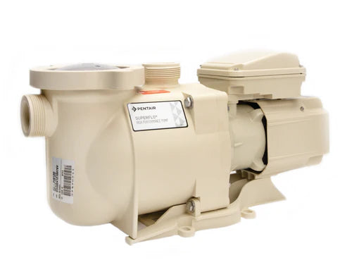 Pompe de piscine Pentair SuperFlo® 1,1 THP monovitesse avec moteur TEFC NEMA Premium® – 348190